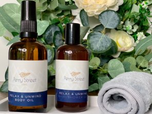 Perry Street Loves Best Friends Gift Set