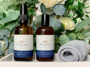 Perry Street Loves Best Friends Gift Set